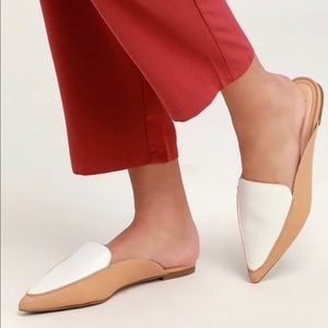 Lulu’s White/Tan Mule Shoe